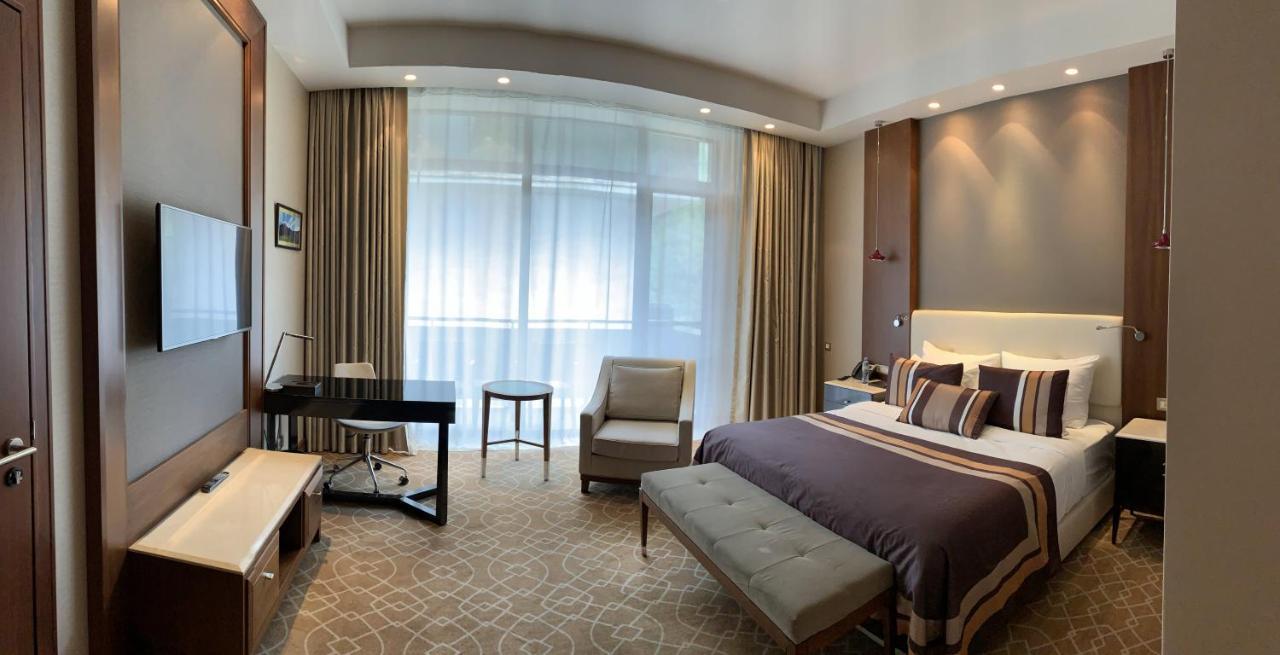 مركز بورجومي ليكاني للرعاية الصحية المظهر الخارجي الصورة A room at the hotel