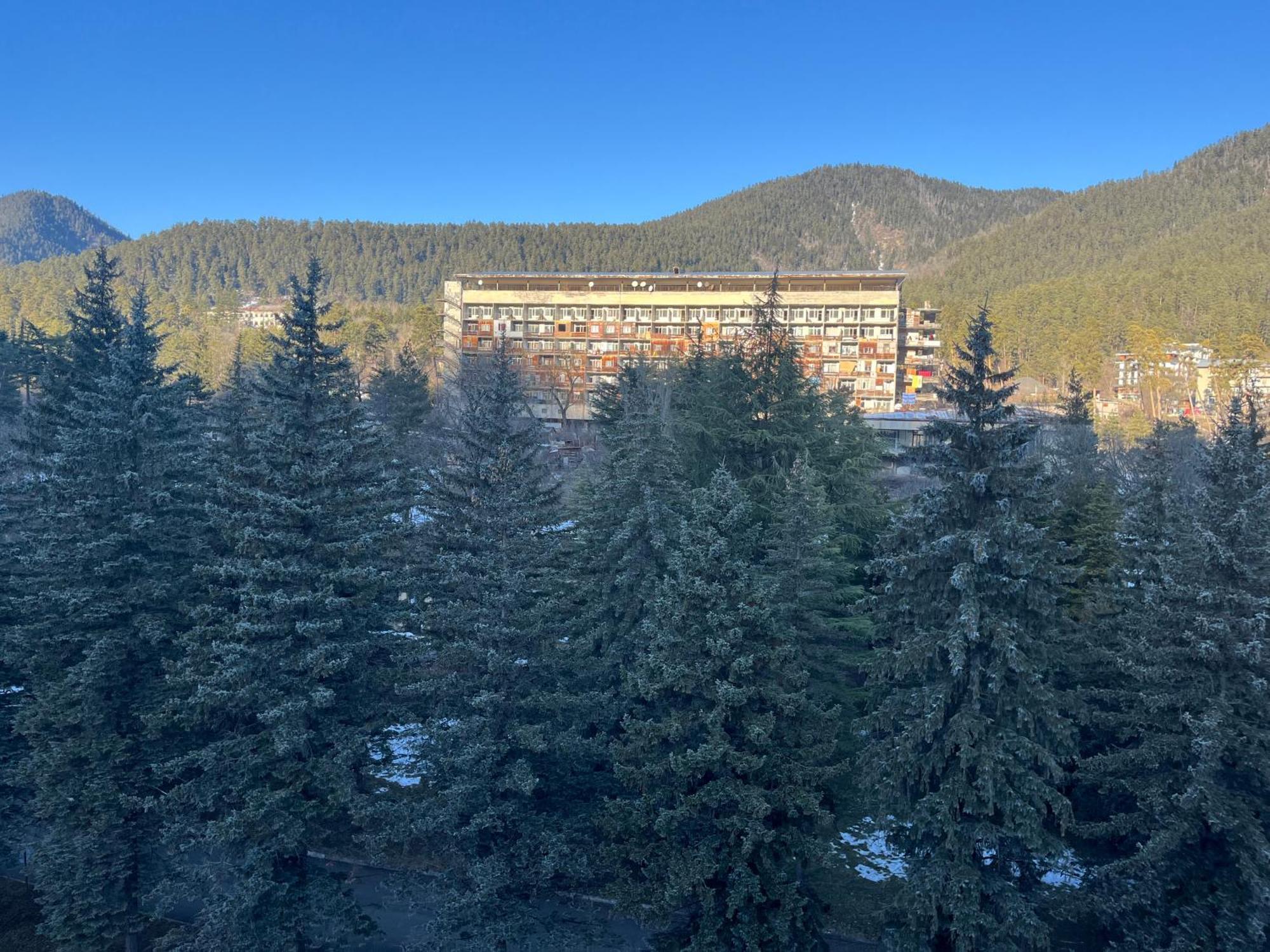 مركز بورجومي ليكاني للرعاية الصحية المظهر الخارجي الصورة The hotel in 2019